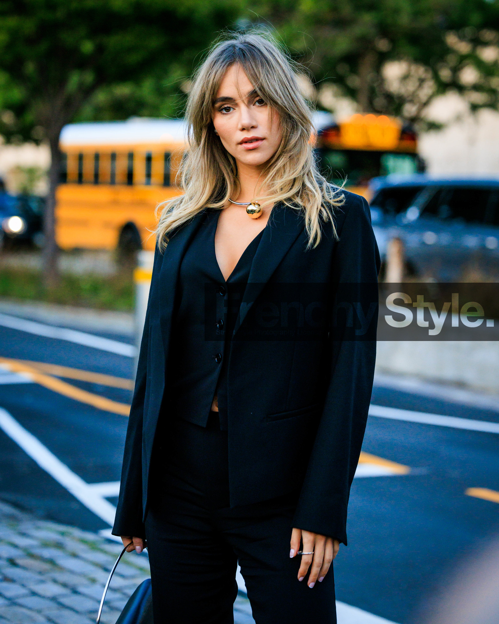 jonathan paciullo, FW, frenchystyle, fashion week, street style, vertical, detail, atmosphere details, NEW YORK, NYFW, SPRING SUMMER 2024, SS 24