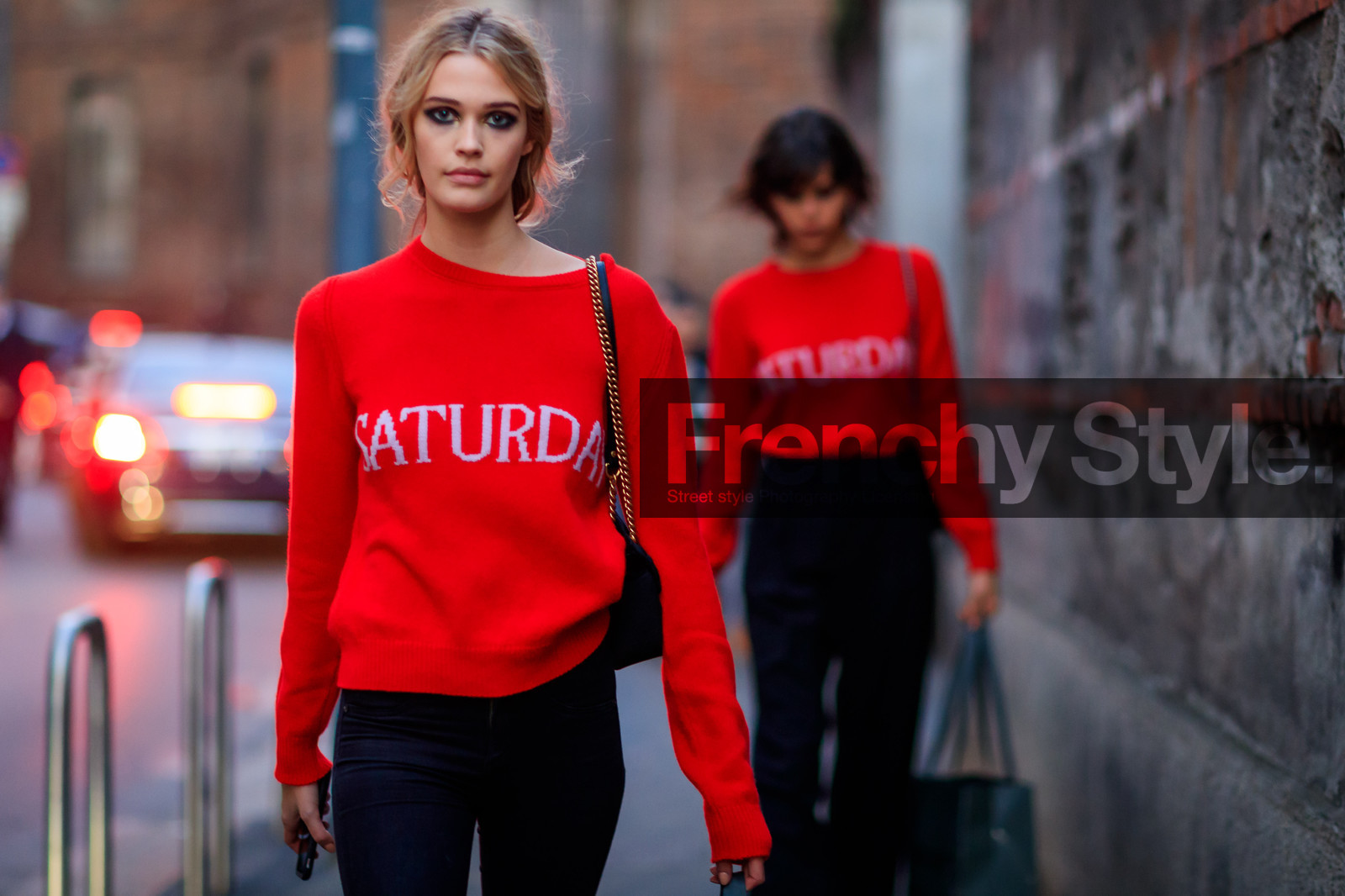 atmosphere details, AUTUMN WINTER 2017-2018, AW 17-18, black denim, black pants, denim pants, detail, eyeliner, eyeshadow, FALL WINTER 2017-2018, fashion week, frenchystyle, FW, FW 17-18, horizontal, jeans, jonathan paciullo, MFW, MILAN, model, printed sweater, red sweater, street style