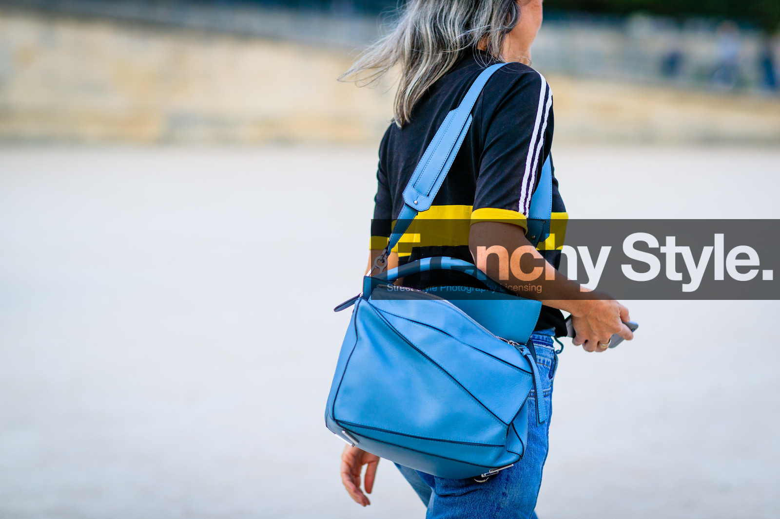 atmosphere details, back detail, black top, blue bag, blue denim, detail, fashion week, frenchystyle, FW, horizontal, jeans, jonathan paciullo, leather bag, PARIS, PFW, SPRING SUMMER 2017, SS 17, street style, trousers