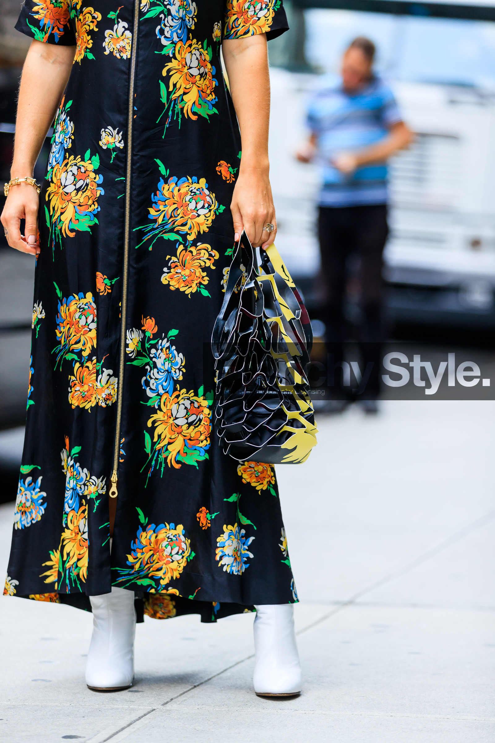 atmosphere details, black bag, black dress, detail, fashion week, frenchystyle, FW, geometric, graphic bag, high heels, jonathan paciullo, kate foley, leather bag, leather shoes, NEW YORK, NYFW, printed dress, SPRING SUMMER 2018, SS 18, street style, vertical, white boots