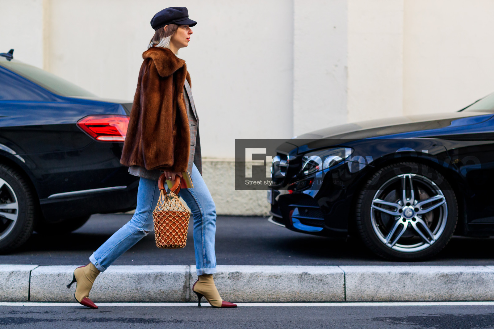 beige boots, black hat, blue denim, brown bag, brown fur, brown jacket, denim pants, fishnet, fur jacket, high heels, jeans, leather bag, leather shoes, trousers, fashion week, frenchystyle, FW, jonathan paciullo, street style, MFW, MILAN, AUTUMN WINTER 2018-2019, FALL WINTER 2018-2019, FW 18-19, horizontal, atmosphere details, full length