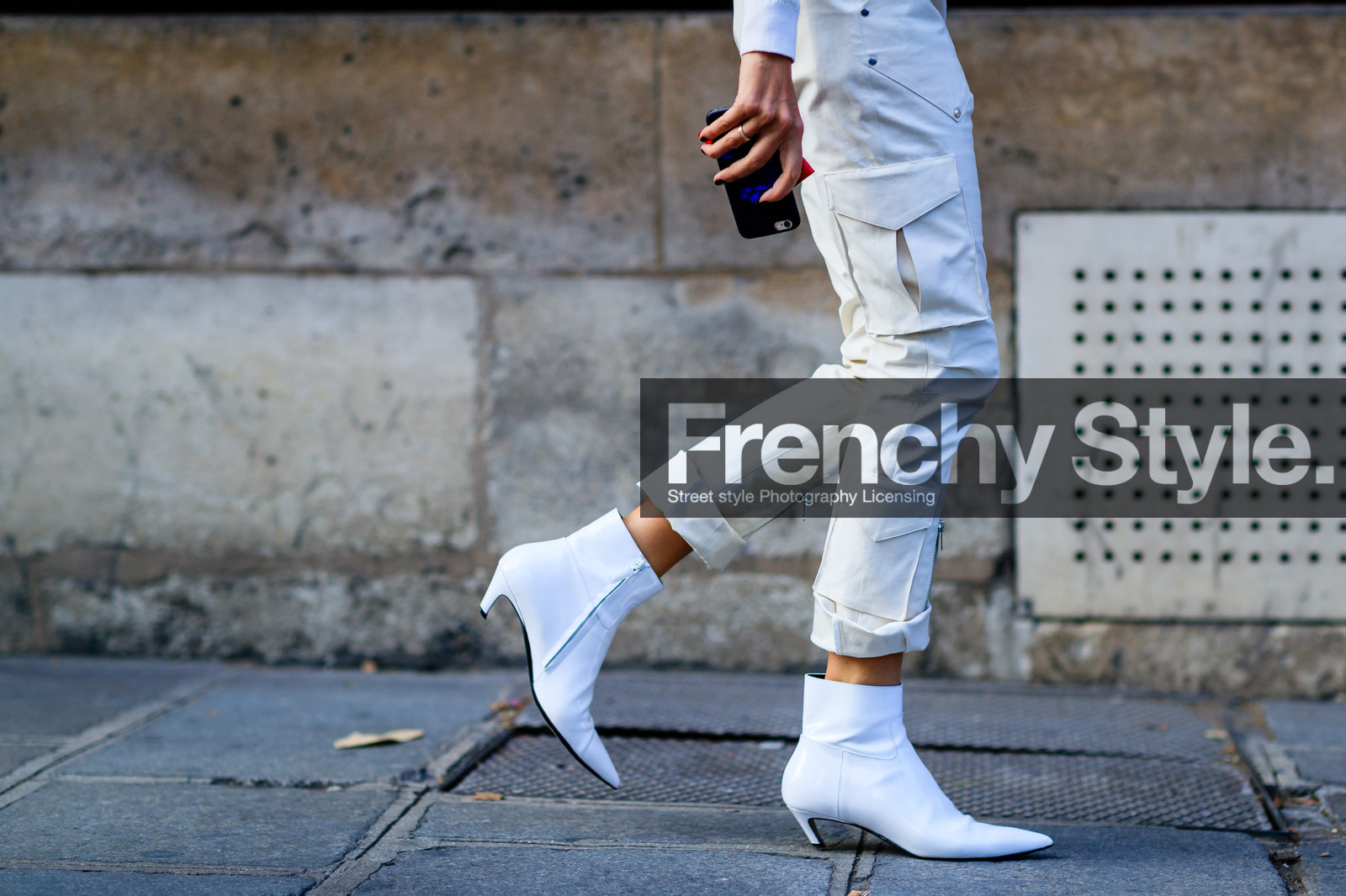 atmosphere details, detail, evangelie smyrniotaki, fashion week, frenchystyle, FW, horizontal, jeans, jonathan paciullo, leather shoes, PARIS, PFW, SPRING SUMMER 2017, SS 17, street style, trousers, varnished leather shoes, white boots, white pants