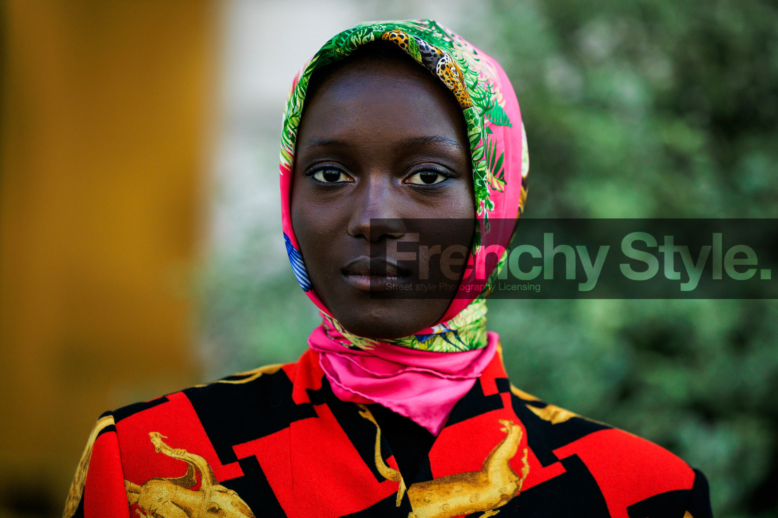 model, printed scarf, head scarf, multicolor scarf, blazer, animal motif, plaid blazer, close up, details, fashion week, frenchystyle, FW, jonathan paciullo, street style, PARIS, PFW, SPRING SUMMER 2022, SS 22, atmosphere details, detail, horizontal