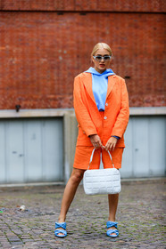 orange jacket, orange shorts, orange bermuda shorts, orange suits, light blue sweat shirt, light blue hoodie, light blue leather shoes, light blue leather sandals, white leather bag, quilted bag, plaited sandals, white sunglasses, linen jacket, linen suits, street style, jonathan paciullo, FW, frenchystyle, fashion week, MFW, MILAN, SPRING SUMMER 2021, SS 21, vertical, full length