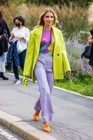 checked bag, color, colored top, fluo bag, fluo color, fluo green, green coat, large pants, leather bag, leather pants, leather sandals, leather shoes, lila pants, msgm bag, orange sandals, printed bag, printed top, purple top, Veronica Ferraro, yellow bag, fashion week, frenchystyle, FW, jonathan paciullo, street style, SPRING SUMMER 2022, SS 22, MFW, MILAN, vertical, full length