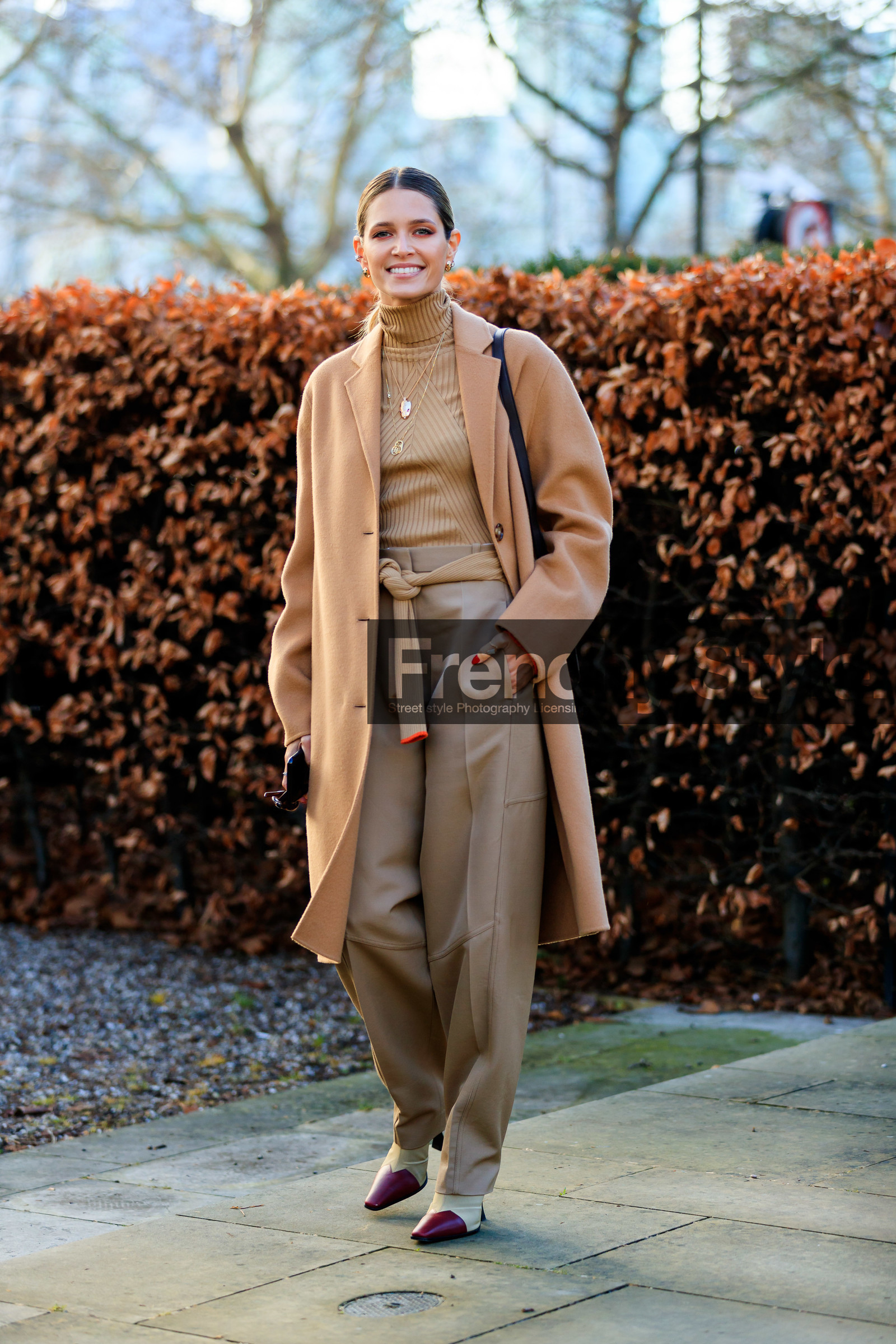 beige boots, beige coat, beige pants, beige sweater, helena bordon, leather shoes, necklace, tone on tone, total look beige, trousers, LONDON, LFW, fashion week, frenchystyle, FW, jonathan paciullo, street style, AUTUMN WINTER 2019-2020, AW 19-20, FW 19-20, FALL WINTER 2019-2020, vertical, full length