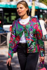 belt, black belt, black denim, black jean, Claire Beermann, color, denim, green jacket, jacket, leather belt, multicolor, pink jacket, printed jacket, t-shirt, white t-shirt, fashion week, frenchystyle, FW, jonathan paciullo, street style, PFW, PARIS, SPRING SUMMER 2022, SS 22, vertical, atmosphere details
