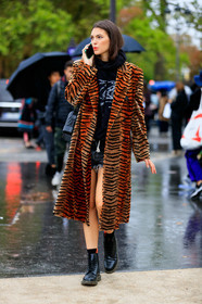 model, orange coat, striped coat, animal print coat, fur coat, long coat, black hoodie, black sweatshirt, black denim shorts, used shirt, mini shorts, black leather bag, quilted bag, chanel bag, black leather boots, laced boots, flat boots, doc marteens shoes, PARIS, PFW, SPRING SUMMER 2020, SS 20, fashion week, frenchystyle, FW, jonathan paciullo, street style, vertical, full length