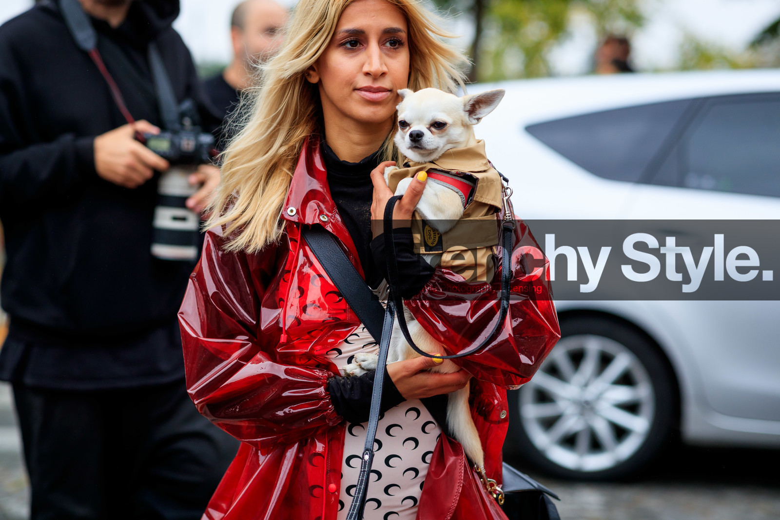 red jacket, sheer jacket, marine serre top, nude top, monogrammed top, fashion week, frenchystyle, FW, jonathan paciullo, street style, SPRING SUMMER 2020, SS 20, PFW, PARIS, horizontal, atmosphere details, detail