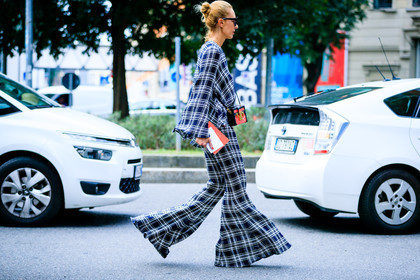 atmosphere details, check shirt, checked pants, checked top, fashion week, frenchystyle, full length, FW, graphic pants, graphic top, horizontal, jonathan paciullo, leather bag, louis vuitton, MFW, MILAN, plaid, printed pants, printed top, red bag, SPRING SUMMER 2017, SS 17, street style, sunglasses, tartan, trousers