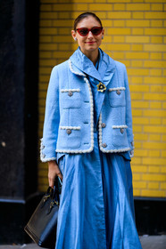jenny walton, light blue jacket, light blue skirt, light blue dress, black leather bag, louis vuitton bag, long dress, long skirt, tweed jacket, high collar, high collar dress, satin dress, satin skirt, fashion week, frenchystyle, FW, jonathan paciullo, street style, NYFW, NEW YORK, AUTUMN WINTER 2020-2021, FALL WINTER 2020-2021, FW 20-21, vertical, atmosphere details, detail