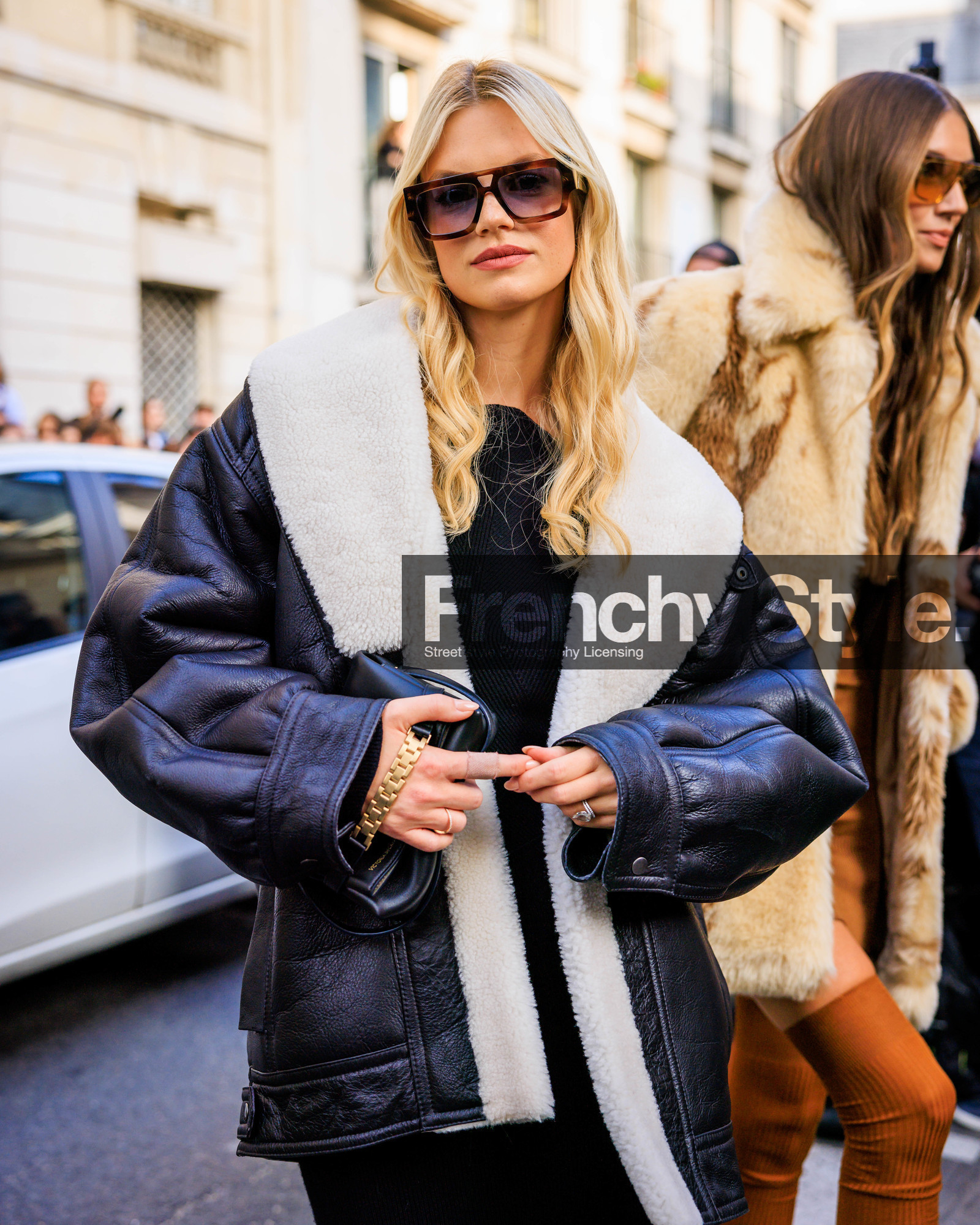 PARIS, PFW, fashion week, frenchystyle, FW, jonathan paciullo, street style, SPRING SUMMER 2024, SS 24, vertical, atmosphere details, detail