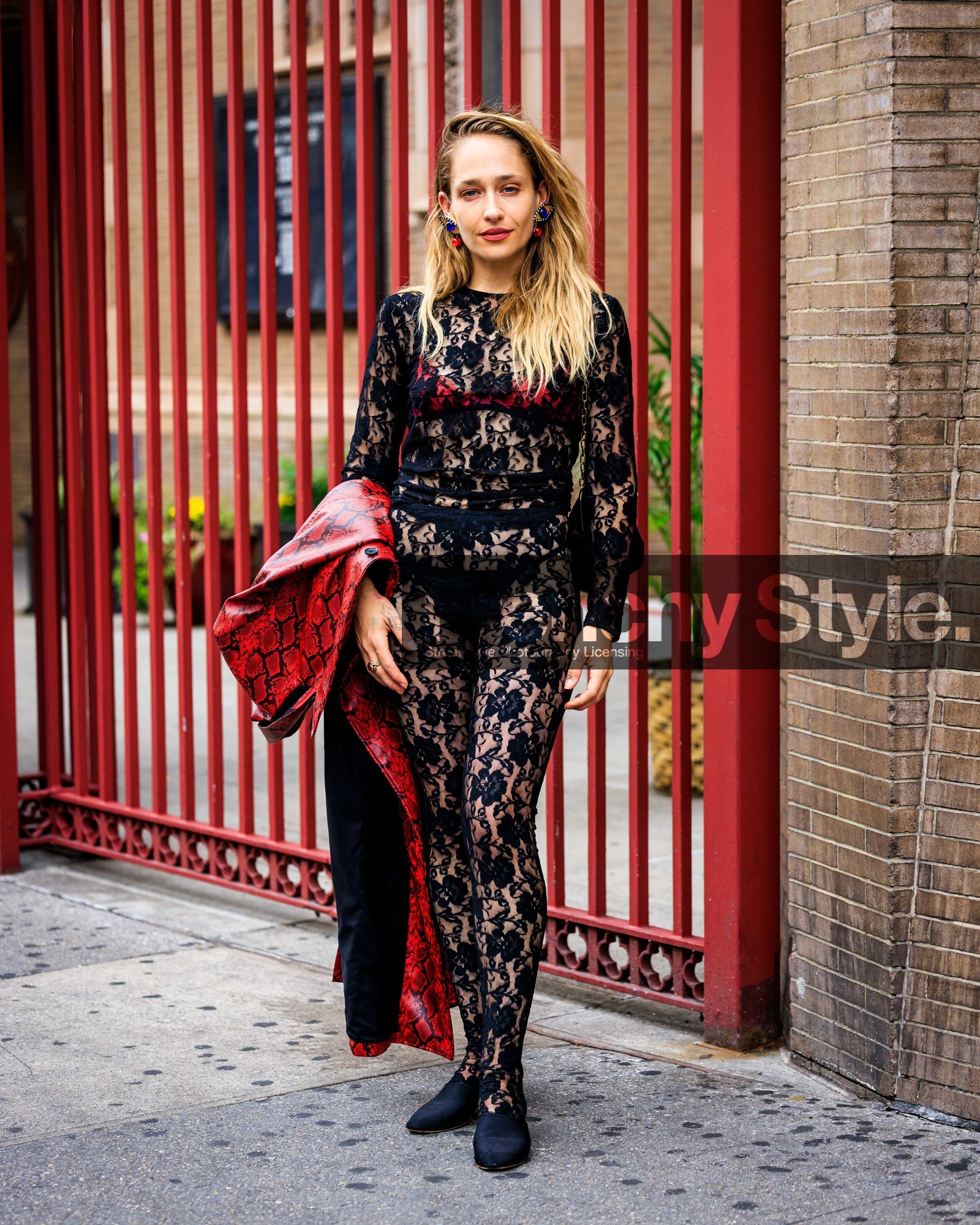 jonathan paciullo, FW, frenchystyle, fashion week, street style, vertical, full length, SPRING SUMMER 2024, SS 24, NYFW, NEW YORK