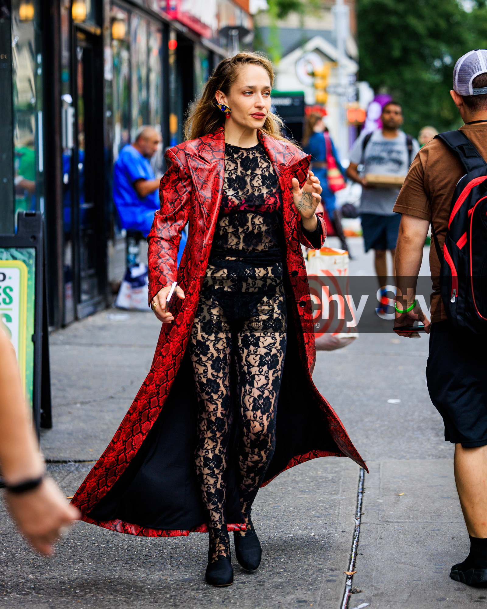 jonathan paciullo, FW, frenchystyle, fashion week, street style, vertical, full length, SPRING SUMMER 2024, SS 24, NYFW, NEW YORK