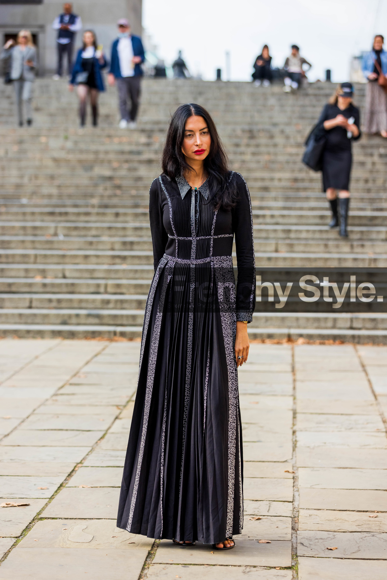 long dress, dress, pleated dress, black, fashion week, frenchystyle, FW, jonathan paciullo, street style, SS 22, SPRING SUMMER 2022, LFW, LONDON, vertical, full length