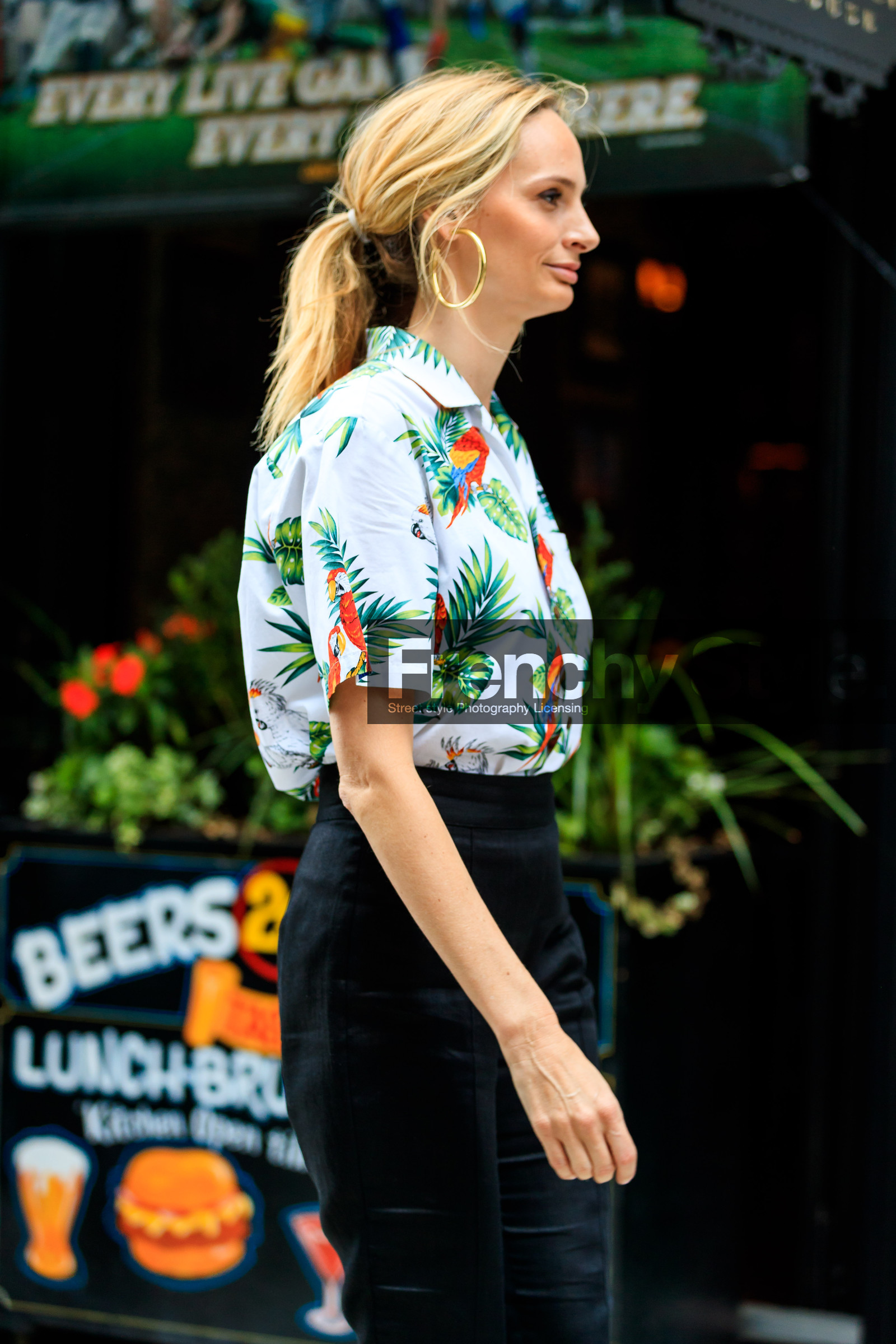 atmosphere details, black pants, detail, earrings, fashion week, floral, frenchystyle, FW, jonathan paciullo, NEW YORK, NYFW, printed shirt, SPRING SUMMER 2018, SS 18, street style, trousers, vertical, white shirt