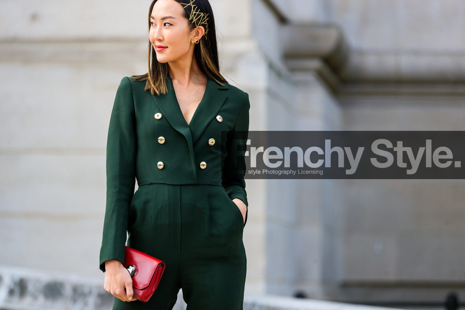 green jacket, green pants, hair clip, leather bag, red bag, trousers, street style, jonathan paciullo, FW, frenchystyle, fashion week, PFW, PARIS, AUTUMN WINTER 2018-2019, FALL WINTER 2018-2019, FW 18-19, horizontal, atmosphere details, Chriselle Lim