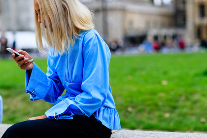 atmosphere details, blue shirt, detail, fashion week, frenchystyle, FW, horizontal, jonathan paciullo, LFW, LONDON, SPRING SUMMER 2017, SS 17, street style, trousers, woman