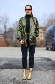 AUTUMN WINTER 2016-2017, AW 16-17, black denim, black sweater, black turtleneck, bomber jacket, braids, denim pants, FALL WINTER 2016-2017, fashion week, frenchystyle, full length, FW, FW 16-17, golden bag, golden belt, golden boots, golden details, graphic bag, graphic clutch, high heels, jeans, jonathan paciullo, kaki jacket, leather boots, LFW, LONDON, long hair, MENSWEAR, street style, sunglasses, trousers, vertical