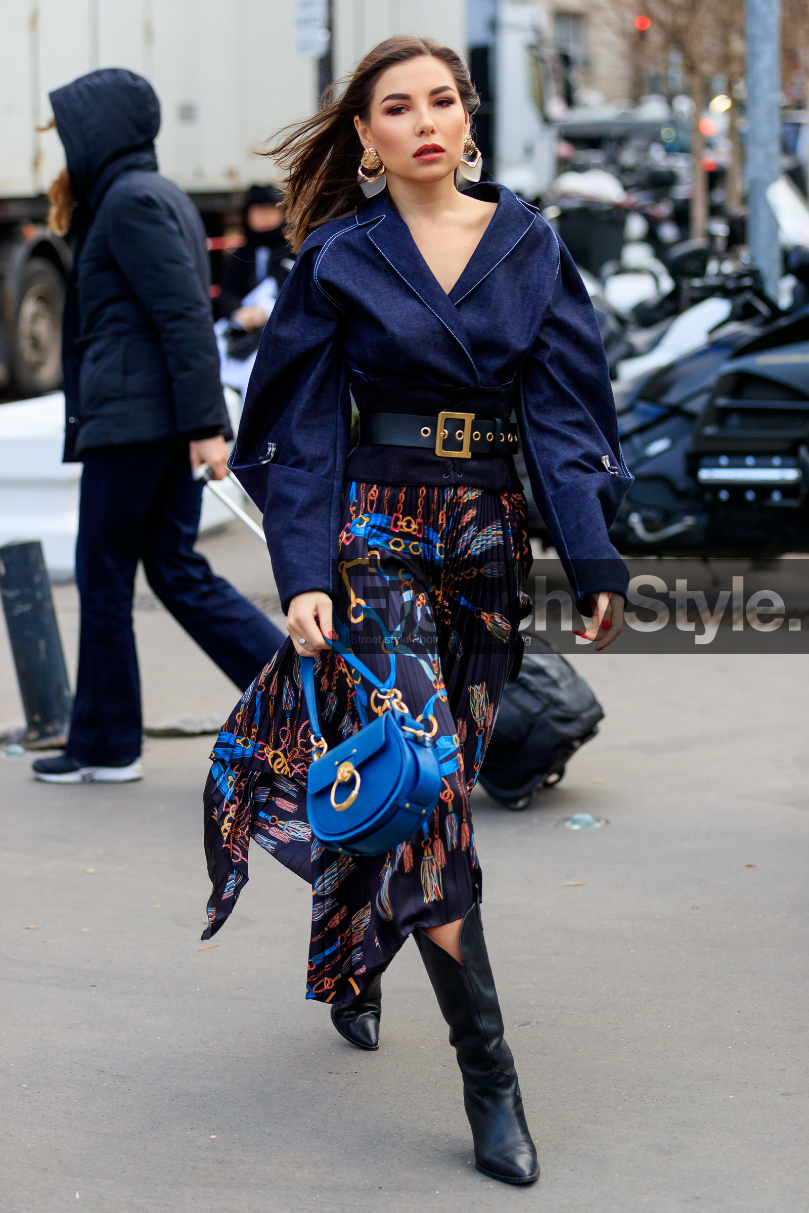black belt, black shoes, blue bag, blue denim, chloé, denim jacket, graphic skirt, high boots, leather bag, leather belt, leather shoes, navy skirt, pleated skirt, printed skirt, PARIS, PFW, street style, jonathan paciullo, FW, frenchystyle, fashion week, AUTUMN WINTER 2019-2020, AW 19-20, FALL WINTER 2019-2020, FW 19-20, vertical, full length