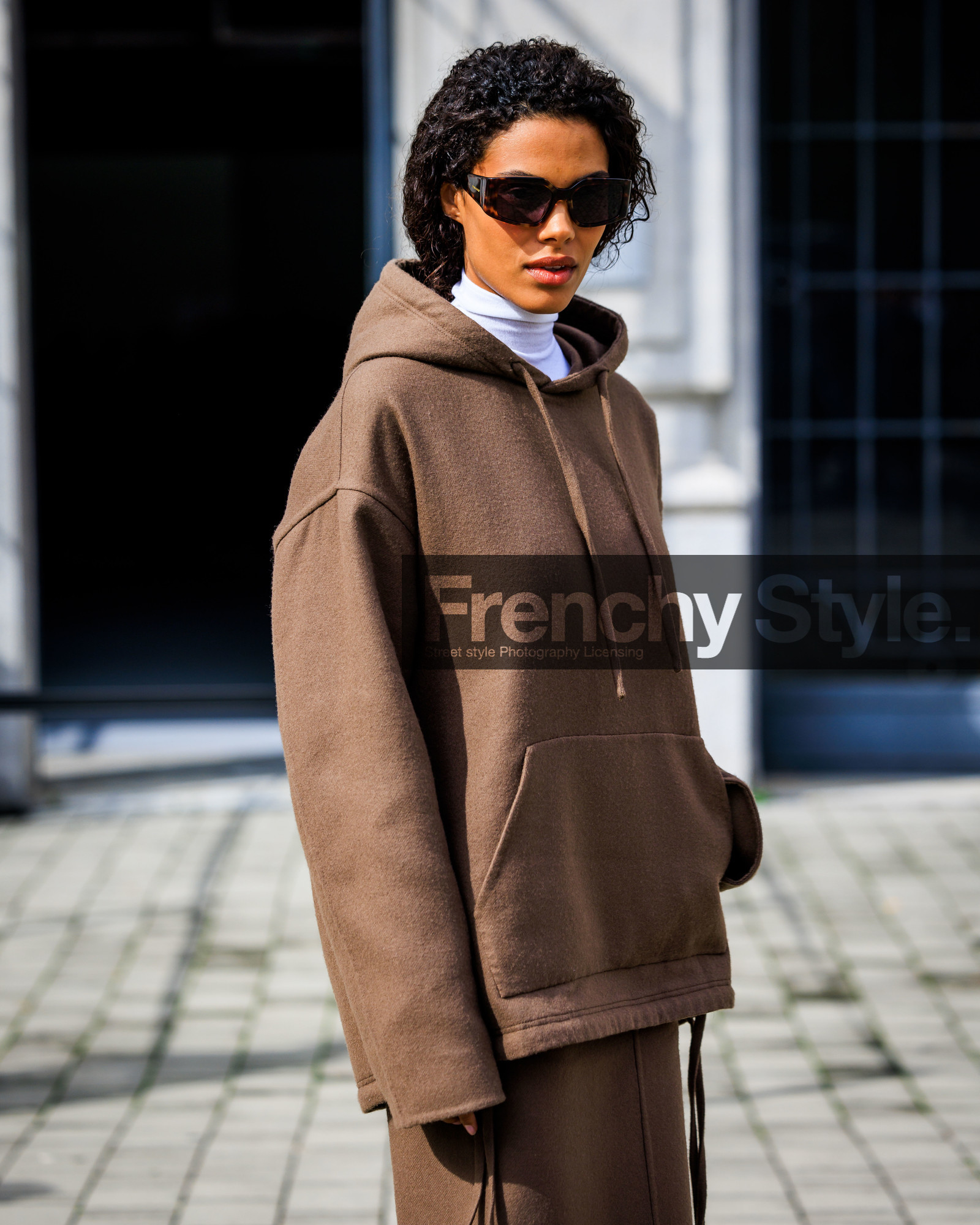 street style, jonathan paciullo, FW, fashion week, frenchystyle, MFW, MILAN, SPRING SUMMER 2024, SS 24, vertical, atmosphere details, detail
