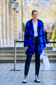 blue denim, blue fur coat, denim pants, fur jacket, graphic jacket, jeans, leather bag, leather shoes, model, printed jacket, trousers, white shirt, white shoes, PARIS, PFW, street style, jonathan paciullo, FW, frenchystyle, fashion week, AUTUMN WINTER 2019-2020, AW 19-20, FALL WINTER 2019-2020, FW 19-20, vertical, full length
