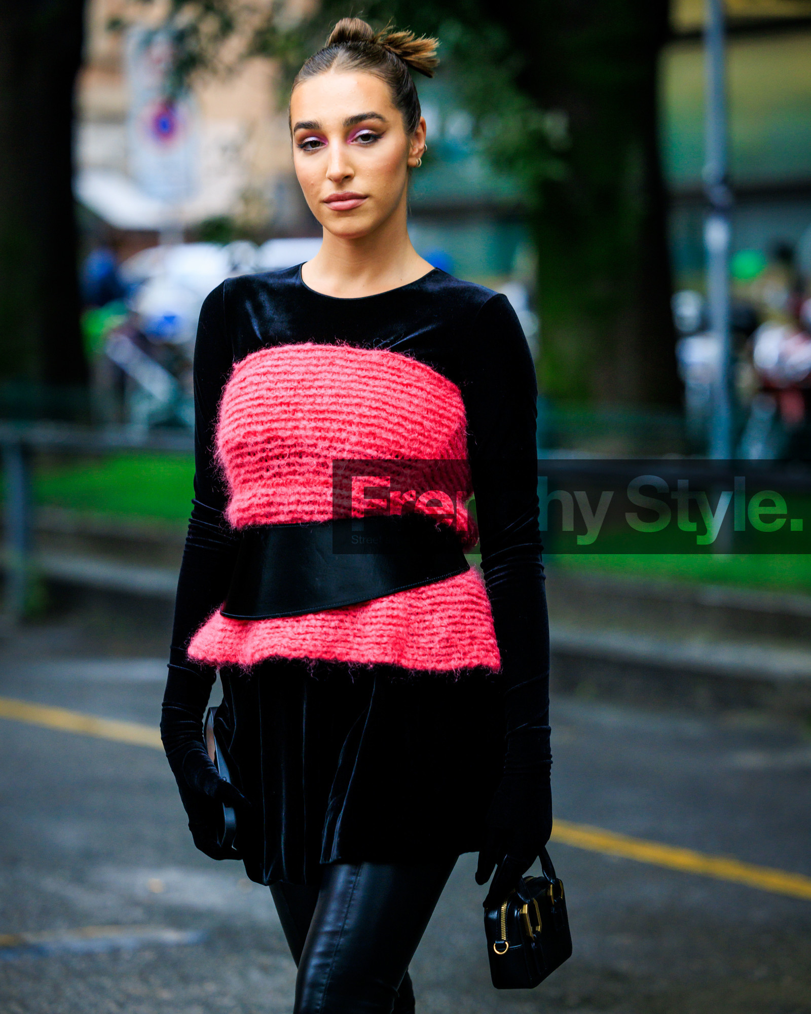 street style, jonathan paciullo, FW, fashion week, frenchystyle, MFW, MILAN, SPRING SUMMER 2024, SS 24, vertical, atmosphere details, detail