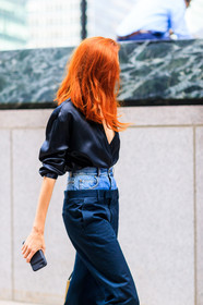 atmosphere details, black shirt, blue denim, denim pants, detail, fashion week, frenchystyle, FW, jeans, jonathan paciullo, layers, navy pants, NEW YORK, NYFW, SPRING SUMMER 2018, SS 18, street style, taylor tomasi hill, trousers, vertical