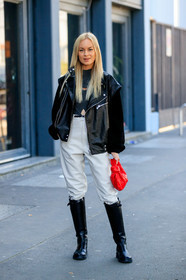 thora valdimars, black leather perfecto, sleeveless jacket, black perfecto, black leather boots, white leather pants, red leather bag, bottega veneta bag, plaited bag, grey pullover, openwork pullover, high boots, flat boots, fashion week, frenchystyle, FW, jonathan paciullo, street style, MFW, MILAN, AUTUMN WINTER 2020-2021, FALL WINTER 2020-2021, FW 20-21, vertical, full length