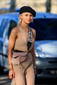 beret, black belt, black hat, caro daur, christian dior, fishnet, leather bag, leather belt, nude dress, pink bag, saddle bag, see through, PARIS, PFW, street style, jonathan paciullo, FW, frenchystyle, fashion week, AUTUMN WINTER 2019-2020, AW 19-20, FALL WINTER 2019-2020, FW 19-20, vertical, atmosphere details, detail