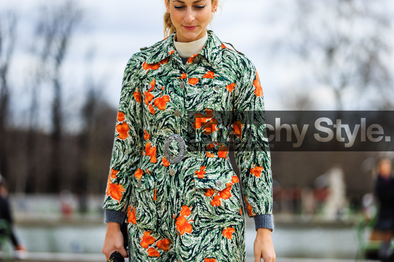 annie georgia greenberg, atmosphere details, AUTUMN WINTER 2016-2017, AW 16-17, detail, FALL WINTER 2016-2017, fashion week, frenchystyle, FW, FW 16-17, green coat, horizontal, jonathan paciullo, PARIS, PFW, printed coat, street style