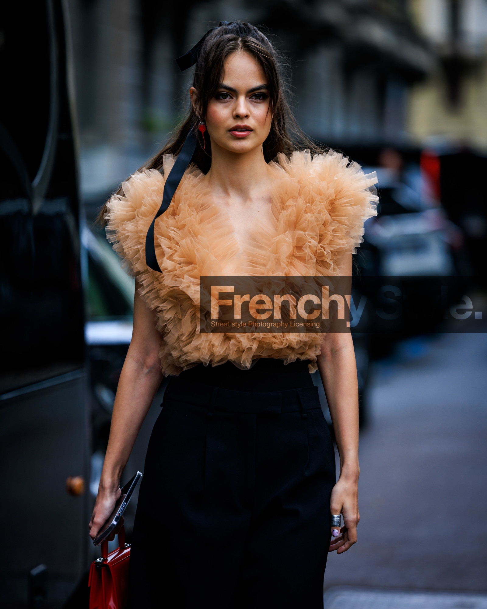 street style, jonathan paciullo, FW, fashion week, frenchystyle, MFW, MILAN, SPRING SUMMER 2024, SS 24, vertical, atmosphere details, detail