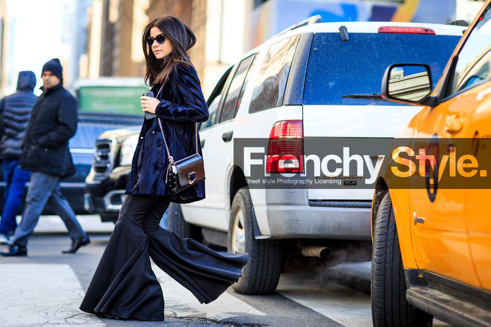 atmosphere details, AUTUMN WINTER 2016-2017, AW 16-17, black pants, blazer, blue jacket, FALL WINTER 2016-2017, fashion week, frenchystyle, full length, FW, FW 16-17, horizontal, jonathan paciullo, Lainy Hedaya, leather bag, NEW YORK, NYFW, street style, sunglasses, trousers, wide pants, woman