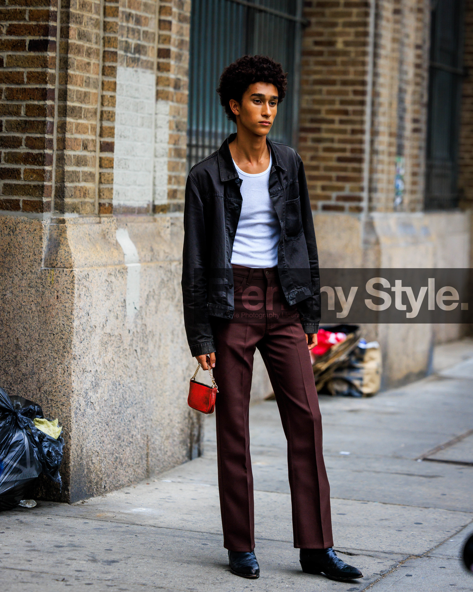 jonathan paciullo, FW, frenchystyle, fashion week, street style, vertical, detail, atmosphere details, NYFW, NEW YORK, SPRING SUMMER 2024, SS 24