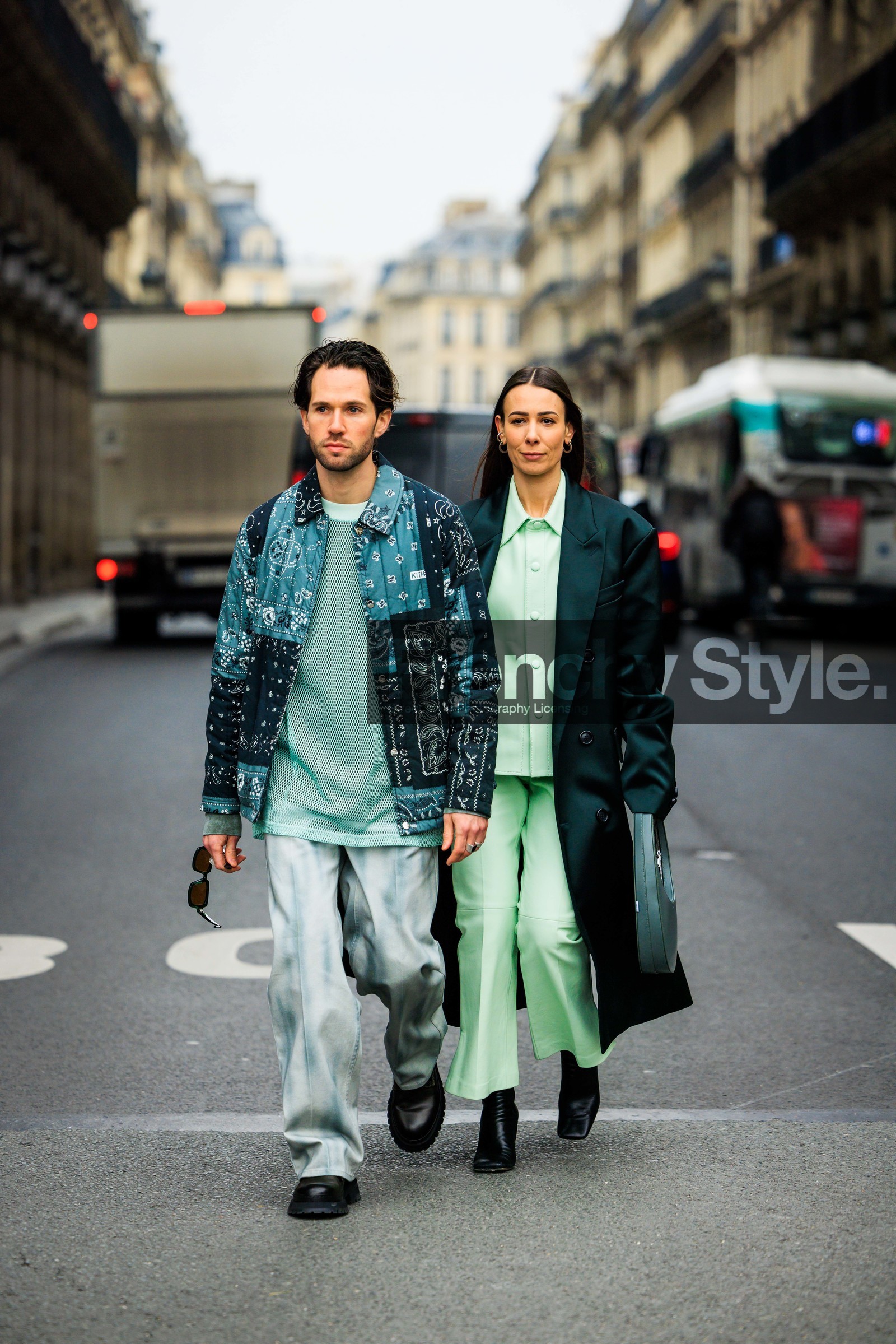 coperni bag, petrol green bag, pine green trench, satin trench, light green suit, flared pants, washed pants, black boots, black shoes, fishnet top, turquoise top, printed jacker, flower print jacket, alice & j.s, alice barbier, JS roques, street style, jonathan paciullo, FW, frenchystyle, fashion week, AUTUMN WINTER 2022-2023, FALL WINTER 2022_2023, FW 22-23, PFW, PARIS, full length, vertical