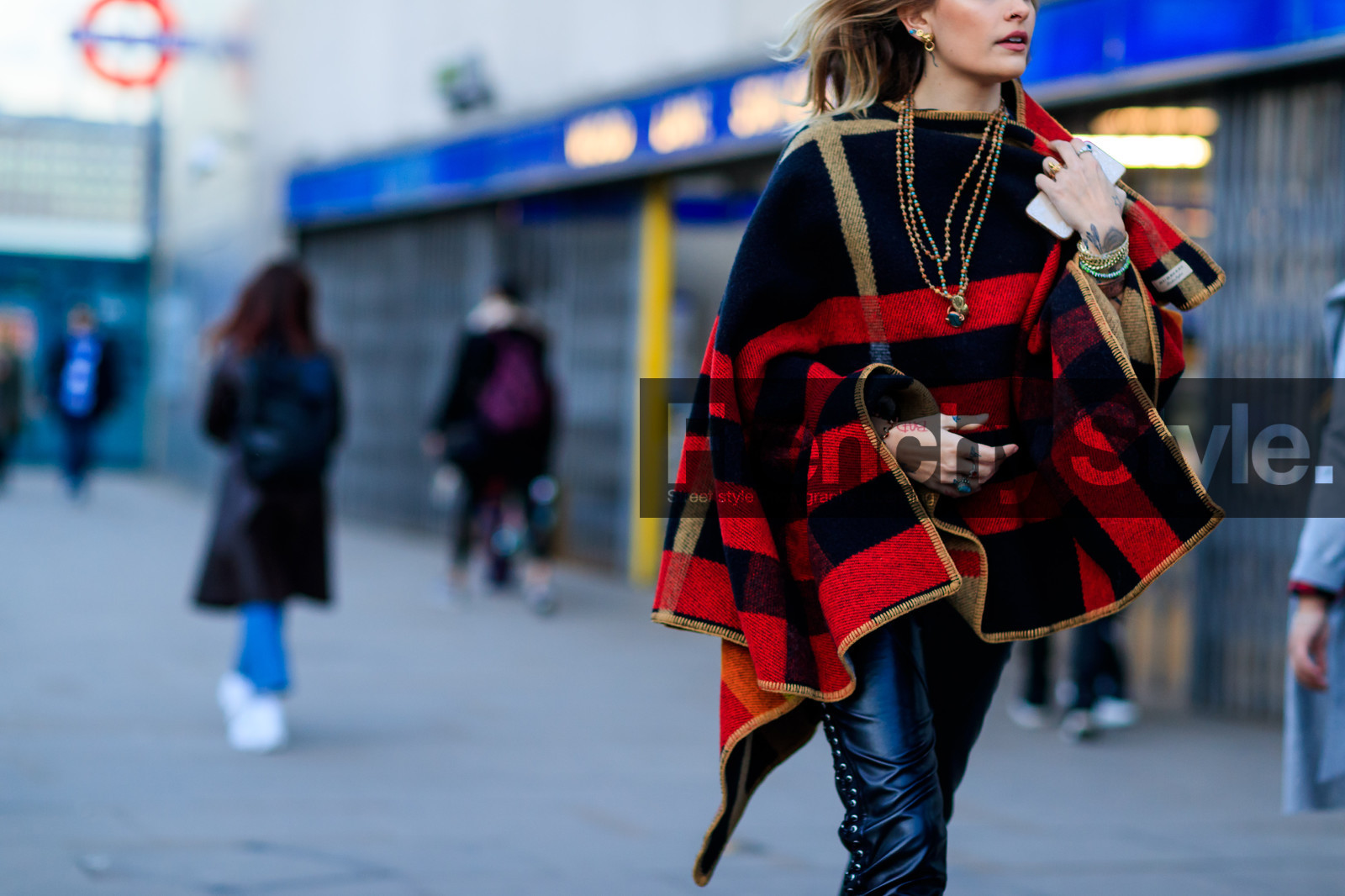 black pants, graphic jacket, leather pants, necklace, poncho, printed jacket, stripes, trousers, street style, jonathan paciullo, FW, frenchystyle, fashion week, LFW, LONDON, AUTUMN WINTER 2018-2019, AW 18-19, FALL WINTER 2018-2019, FW 18-19, horizontal, atmosphere details, detail