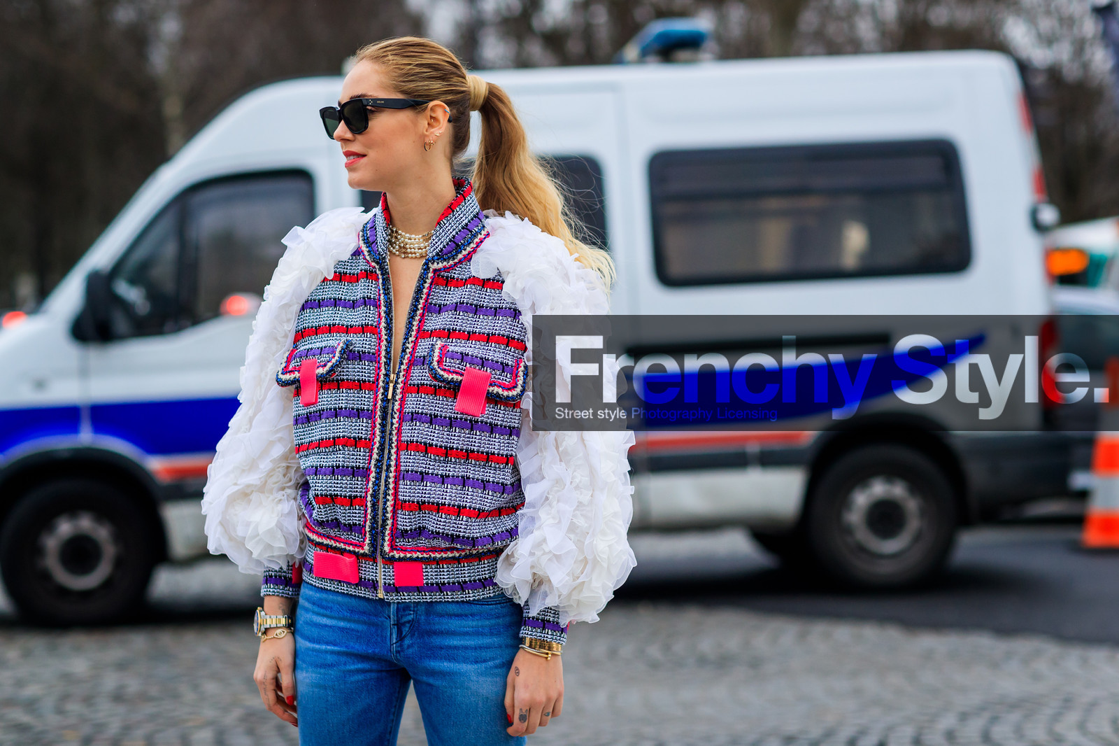 atmosphere details, AUTUMN WINTER 2017-2018, AW 17-18, chanel, checked jacket, chiara ferragni, detail, FALL WINTER 2017-2018, fashion week, frenchystyle, FW, FW 17-18, graphic jacket, horizontal, jonathan paciullo, necklace, PARIS, pearls, PFW, plaid, printed jacket, ruffles, street style, sunglasses, tartan, trousers, tweed jacket