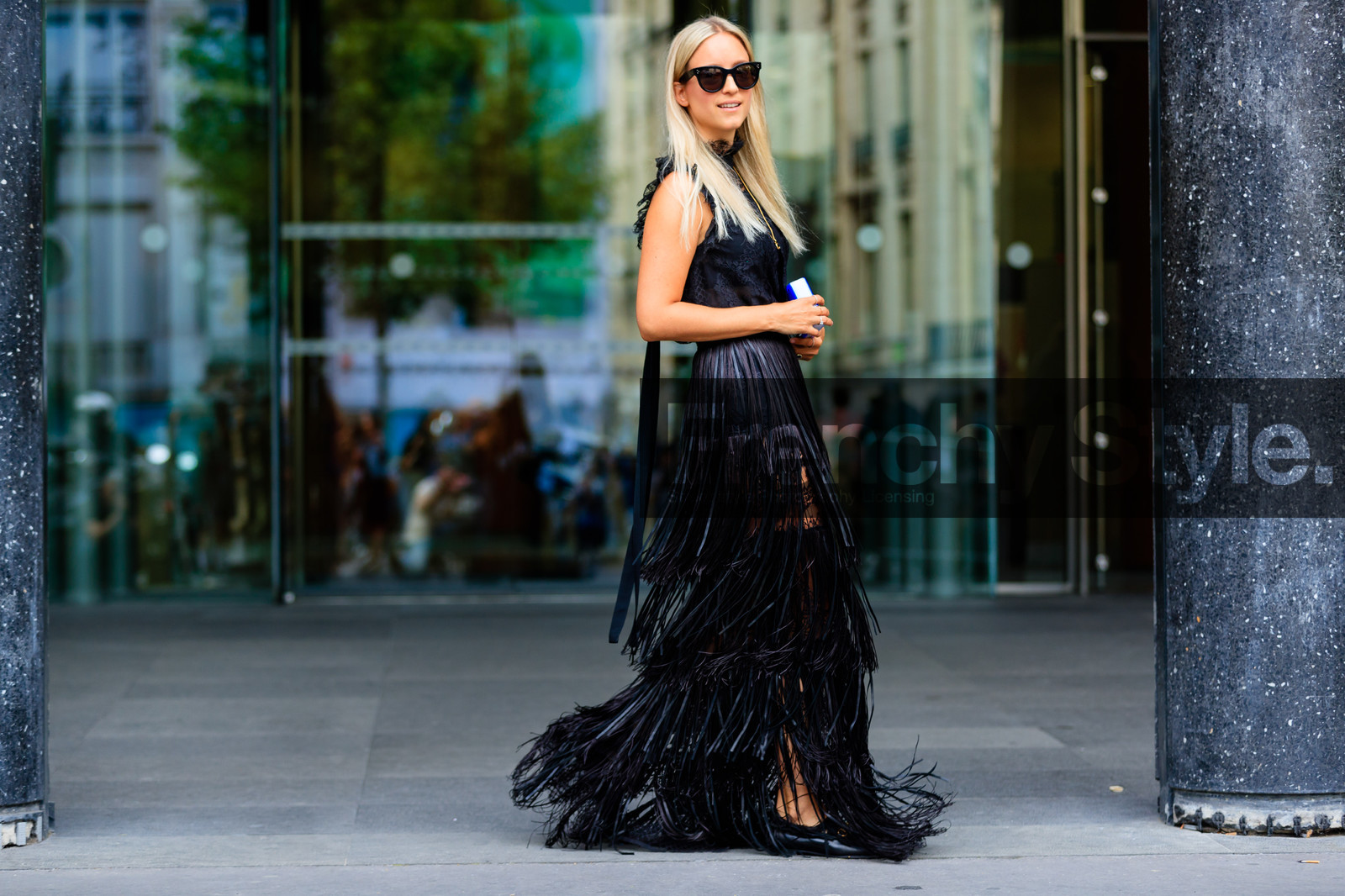 atmosphere details, AUTUMN WINTER 2016-2017, AW 16-17, black dress, blue bag, Charlotte Groeneveld, FALL WINTER 2016-2017, fashion week, frenchystyle, fringes, full length, fun bag, FW, FW 16-17, HAUTE COUTURE, horizontal, jonathan paciullo, lace, long dress, MENSWEAR, PARIS, PFW, see through, street style, sunglasses
