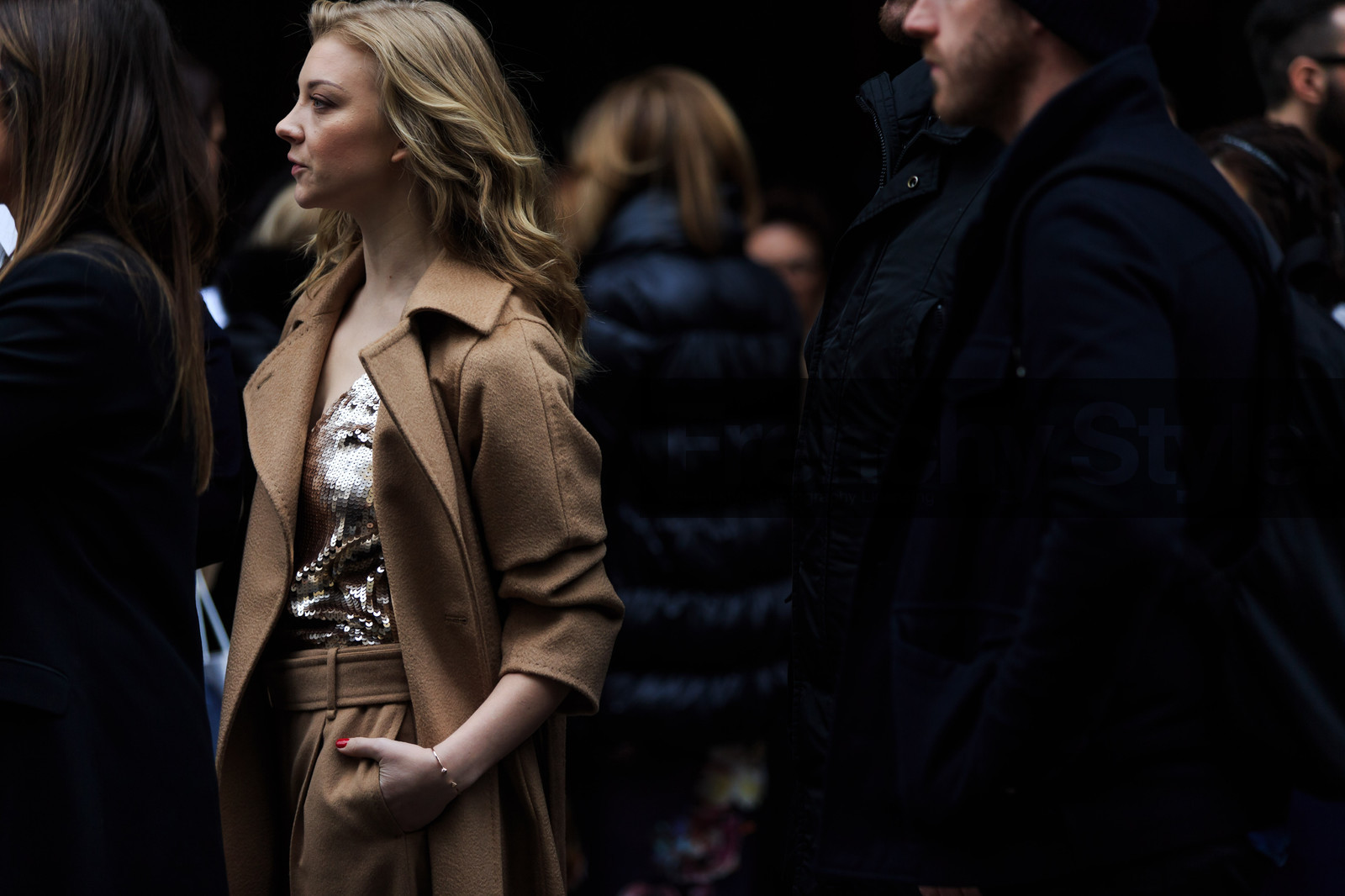 atmosphere details, AUTUMN WINTER 2016-2017, AW 16-17, brown coat, brown pants, camel coat, camel pants, detail, FALL WINTER 2016-2017, fashion week, frenchystyle, FW, FW 16-17, golden top, horizontal, jonathan paciullo, LFW, LONDON, MENSWEAR, natalie dormer, street style, trousers