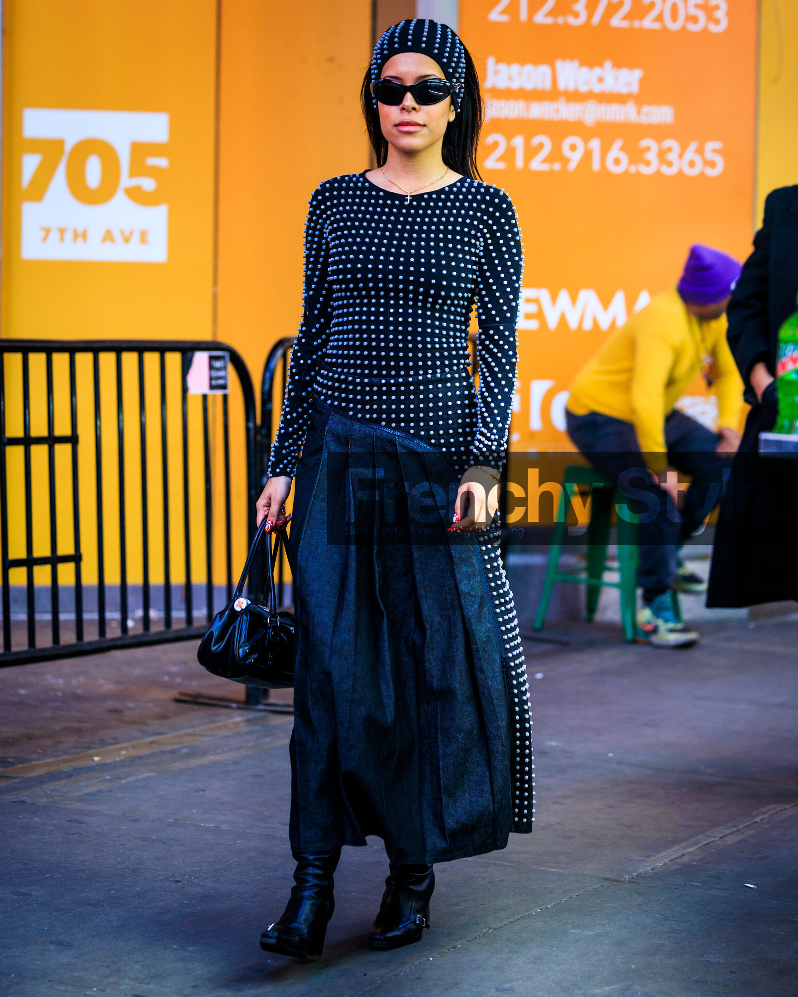 2302NY0681.jpg