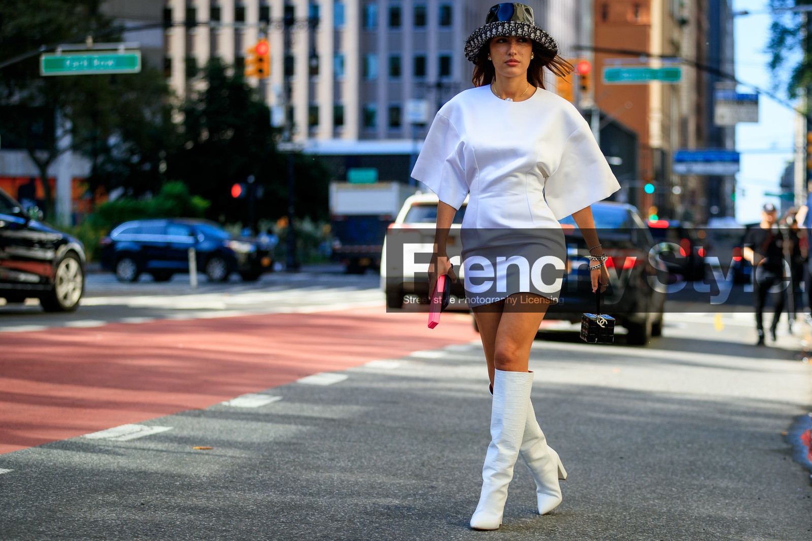 black bag, black hat, bracelet, bucket hat, chanel handbag, christian dior, high boots, high heels, leather bag, leather shoes, mini bag, patricia manfield, white dress, white shoes, fashion week, frenchystyle, FW, jonathan paciullo, street style, NEW YORK, NYFW, SPRING SUMMER 2020, SS 20, horizontal, atmosphere details, full length