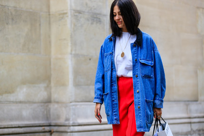 atmosphere details, blue denim, denim jacket, detail, fashion week, frenchystyle, FW, gilda ambrosio, horizontal, jonathan paciullo, PARIS, PFW, red pants, SPRING SUMMER 2017, SS 17, street style, trousers, white shirt, white t shirt