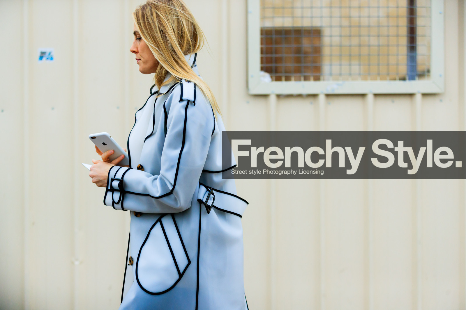 atmosphere details, AUTUMN WINTER 2017-2018, AW 17-18, detail, FALL WINTER 2017-2018, fashion week, frenchystyle, FW, FW 17-18, graphic jacket, horizontal, jonathan paciullo, PARIS, PFW, printed jacket, raincoat, street style, trench coat, white jacket