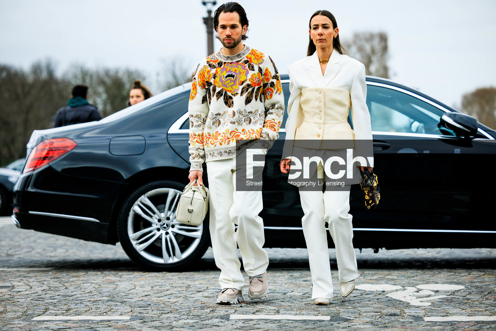 full white look, nude corset, white blazer, white pants, straight cut pants, white boots, buttoned corset, golden choker, black handbag, embroidered bag, floral jumper, knitwear, multicolor jumper, white jumper, white trousers, chunky shoes, grey shoes, white bag, fashion week, frenchystyle, FW, jonathan paciullo, street style, PFW, PARIS, menswear, FALL WINTER 2022-2023, AUTUMN WINTER 2022-2023, FW 22-23, full length, horizontal