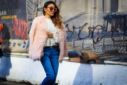 atmosphere details, AUTUMN WINTER 2016-2017, AW 16-17, blue denim, denim pants, detail, earrings, FALL WINTER 2016-2017, fashion week, frenchystyle, fur coat, fur jacket, FW, FW 16-17, high heels, horizontal, jeans, jonathan paciullo, NEW YORK, NYFW, pink fur, street style, striped clutch, sunglasses, trousers, white knit, white sweater, woman