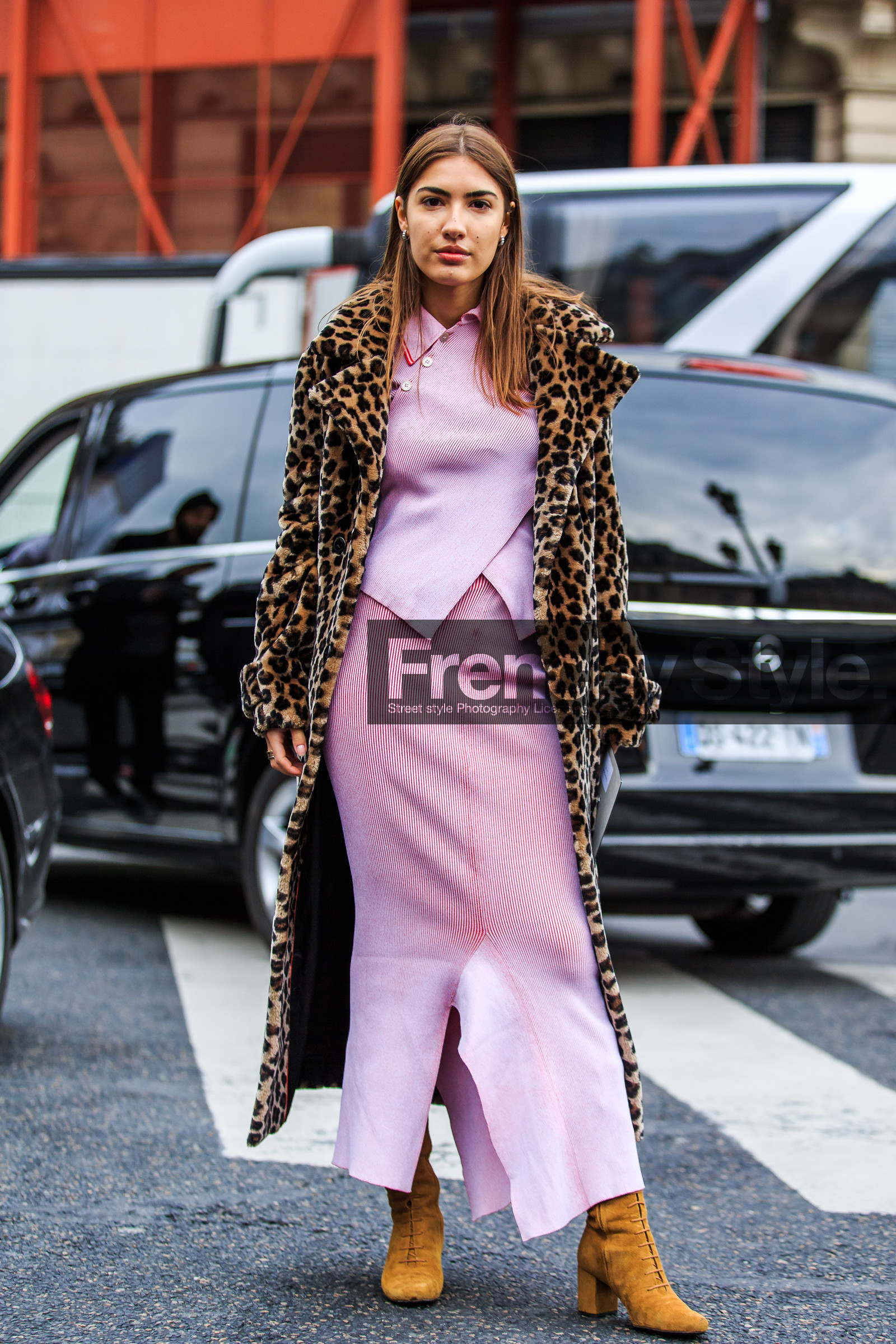 animal print, AUTUMN WINTER 2016-2017, AW 16-17, camel boots, FALL WINTER 2016-2017, fashion week, frenchystyle, full length, fur coat, FW, FW 16-17, jonathan paciullo, leather boots, leopard coat, leopard print, long skirt, PARIS, patricia manfield, PFW, pink skirt, pink top, printed coat, street style, suede shoes, vertical