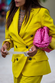 bottega venta bag, close up, color, color block, detail, leather pouch, necklace, pink bag, pouch, silver necklace, strass necklace, suit, yellow blazer, yellow pants, fashion week, frenchystyle, FW, jonathan paciullo, street style, SPRING SUMMER 2022, SS 22, MFW, MILAN, vertical, atmosphere details