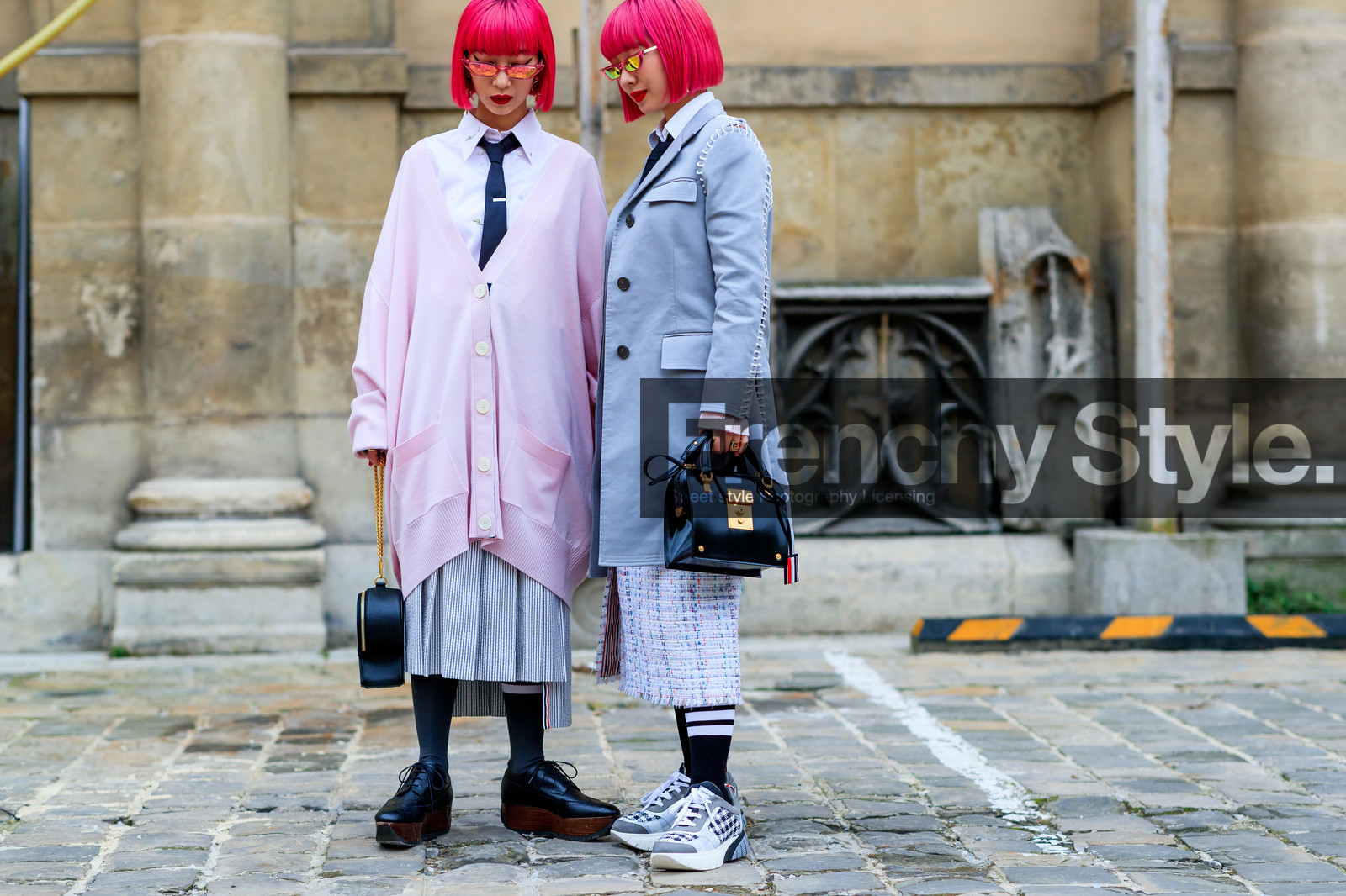 Ami and Aya Suzuki, black bag, black shoes, black socks, black tie, dyed hair, grey jacket, grey skirt, grey sneakers, leather bag, leather shoes, pink cardigan, pink hair, pleated skirt, red lips, sunglasses, thom browne, tweed skirt, white shirt, PARIS, PFW, street style, jonathan paciullo, FW, frenchystyle, fashion week, AUTUMN WINTER 2019-2020, AW 19-20, FALL WINTER 2019-2020, FW 19-20, horizontal, atmosphere details, detail