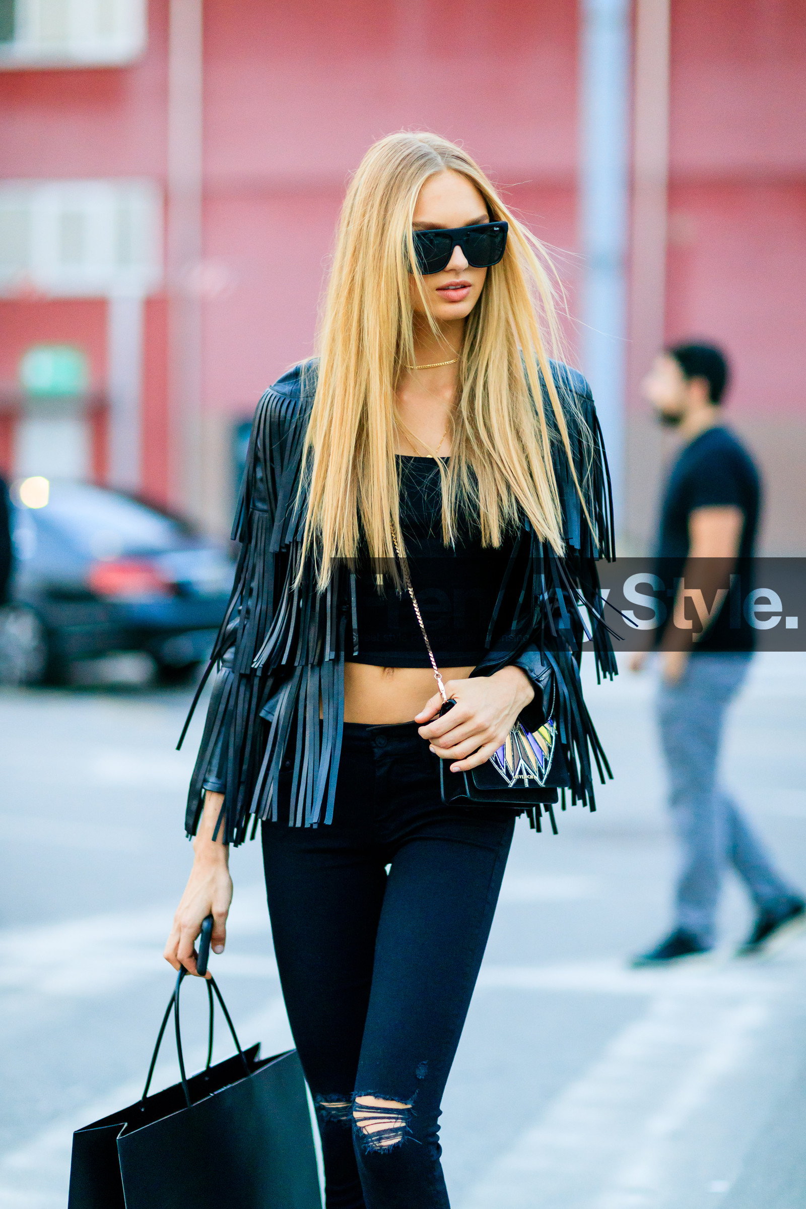 black bag, black boots, black denim, black jacket, black perfecto, black top, crop top, denim pants, fashion week, frenchystyle, fringes, full length, FW, gucci, jeans, jonathan paciullo, leather bag, leather jacket, leather perfecto, leather shoes, MFW, MILAN, model, romee strijd, SPRING SUMMER 2017, SS 17, street style, suede shoes, sunglasses, tone on tone, total look black, trousers, vertical