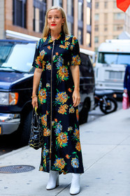 black bag, black dress, fashion week, frenchystyle, full length, FW, geometric, graphic bag, high heels, jonathan paciullo, kate foley, leather bag, leather shoes, NEW YORK, NYFW, printed dress, SPRING SUMMER 2018, SS 18, street style, vertical, white boots